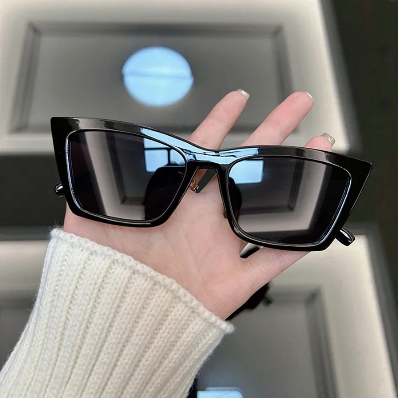 Occhiali da Sole Neri Cat Eye  - Sunglasses Cat Eye recensione e prezzo